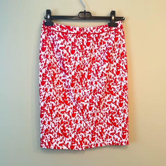 Halogen pencil skirt red and white pattern size 2 - Picture 5 of 7
